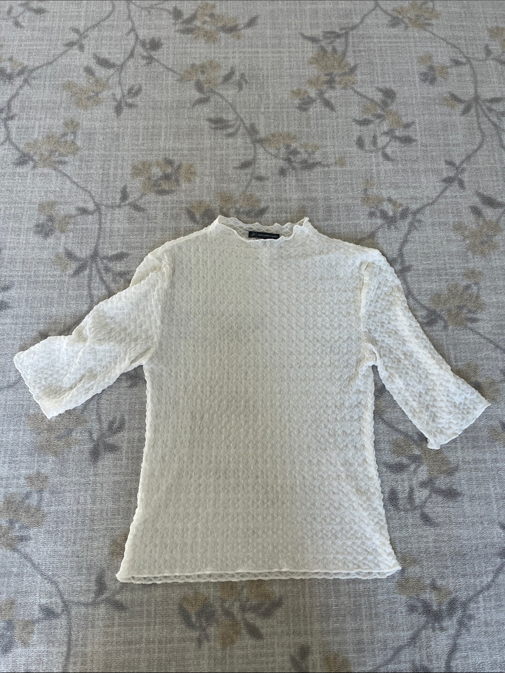 Sheer Seersucker Mock Neck Top Small